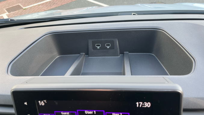 Renault Trafic Lwb Diesel LL30 Blue dCi 150 Extra [Safety] Van - Image 32